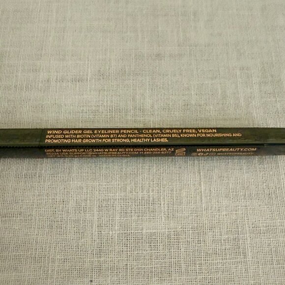Whats Up Beauty Wind Glider Gel Eyeliner 01 Black Vegan Clean Retractable Pencil - Picture 7 of 9